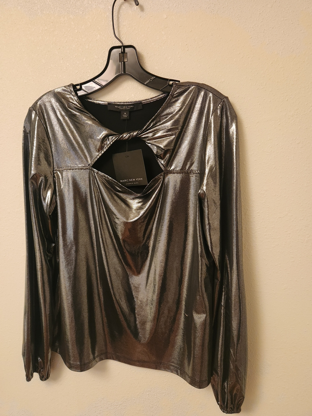 Marc New York Metallic Silver Twist-Keyhole Long Sleeve Top